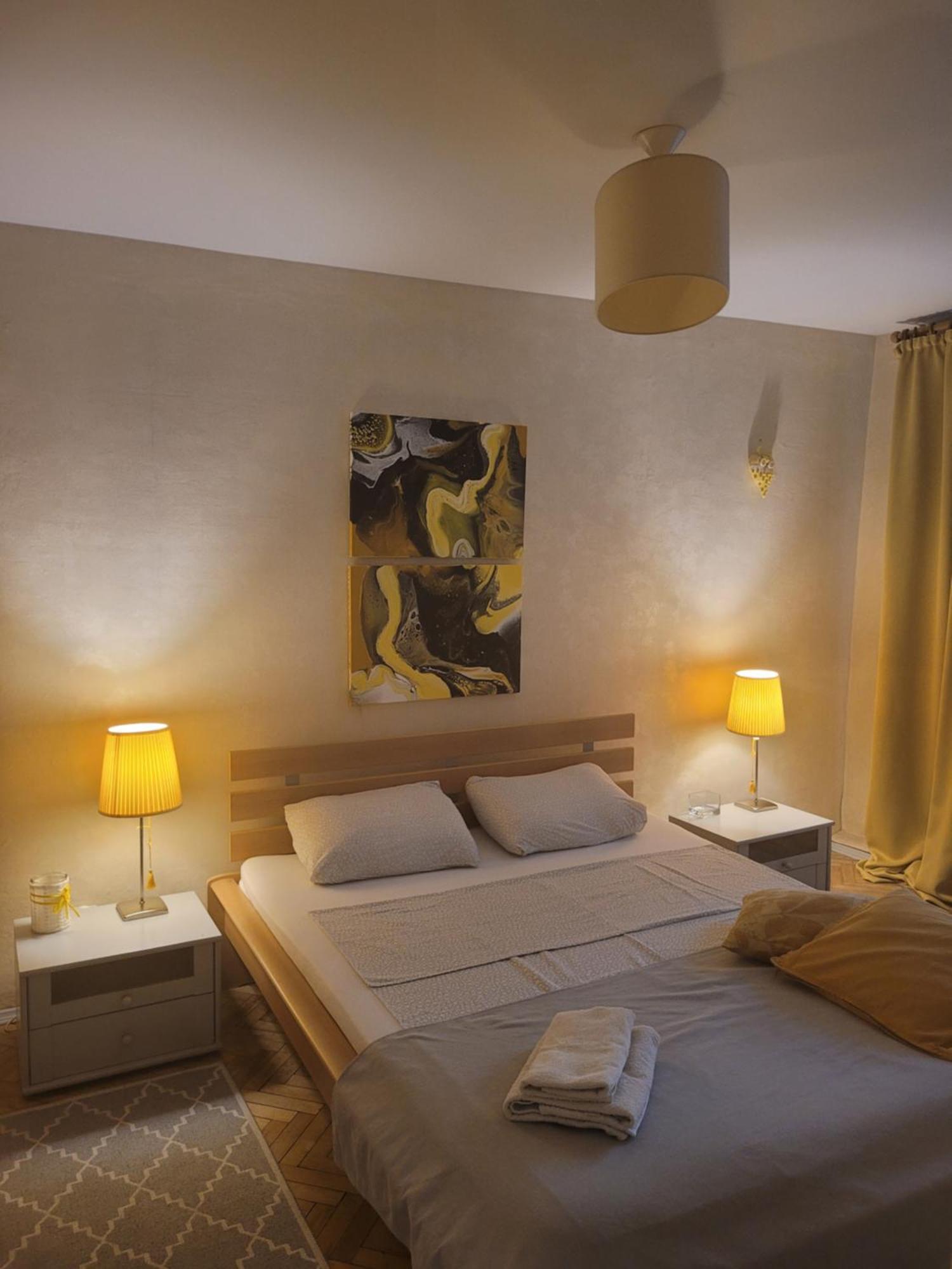Sunflower Apartment Near Kiev Airport & Railway Station & Center City! Zewnętrze zdjęcie