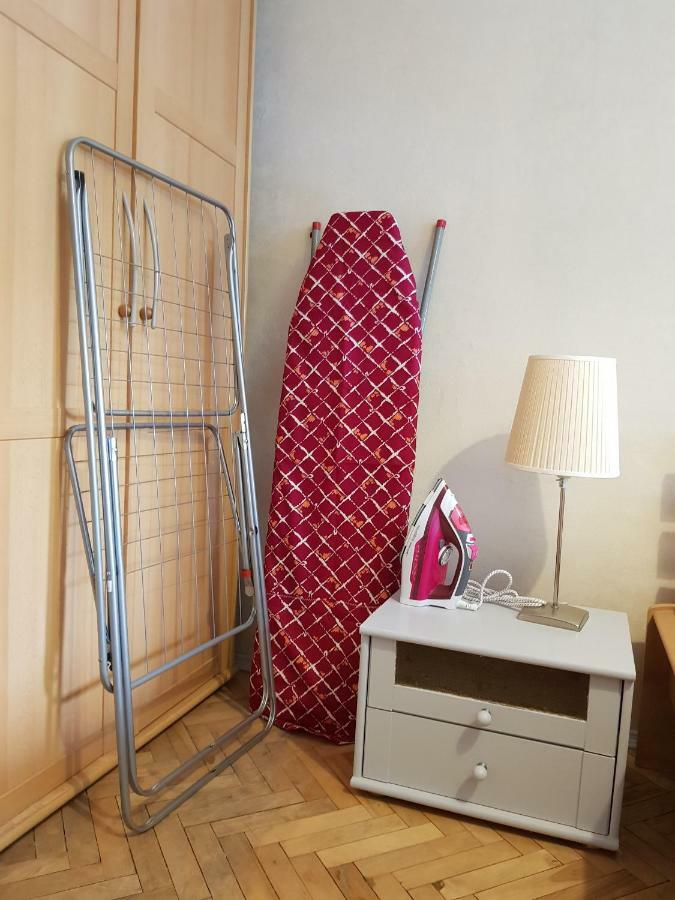 Sunflower Apartment Near Kiev Airport & Railway Station & Center City! Zewnętrze zdjęcie