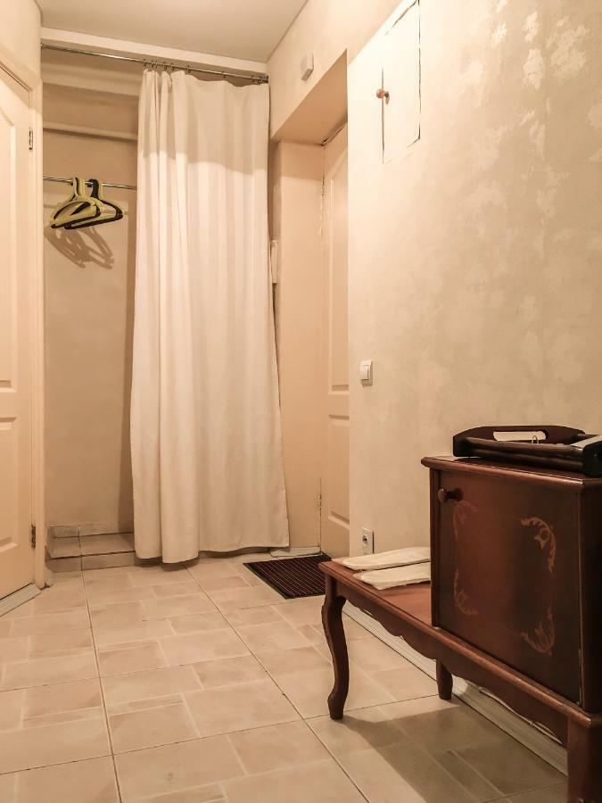 Sunflower Apartment Near Kiev Airport & Railway Station & Center City! Zewnętrze zdjęcie